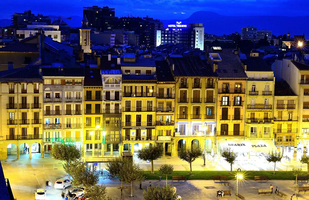 Hostal Arriazu-1